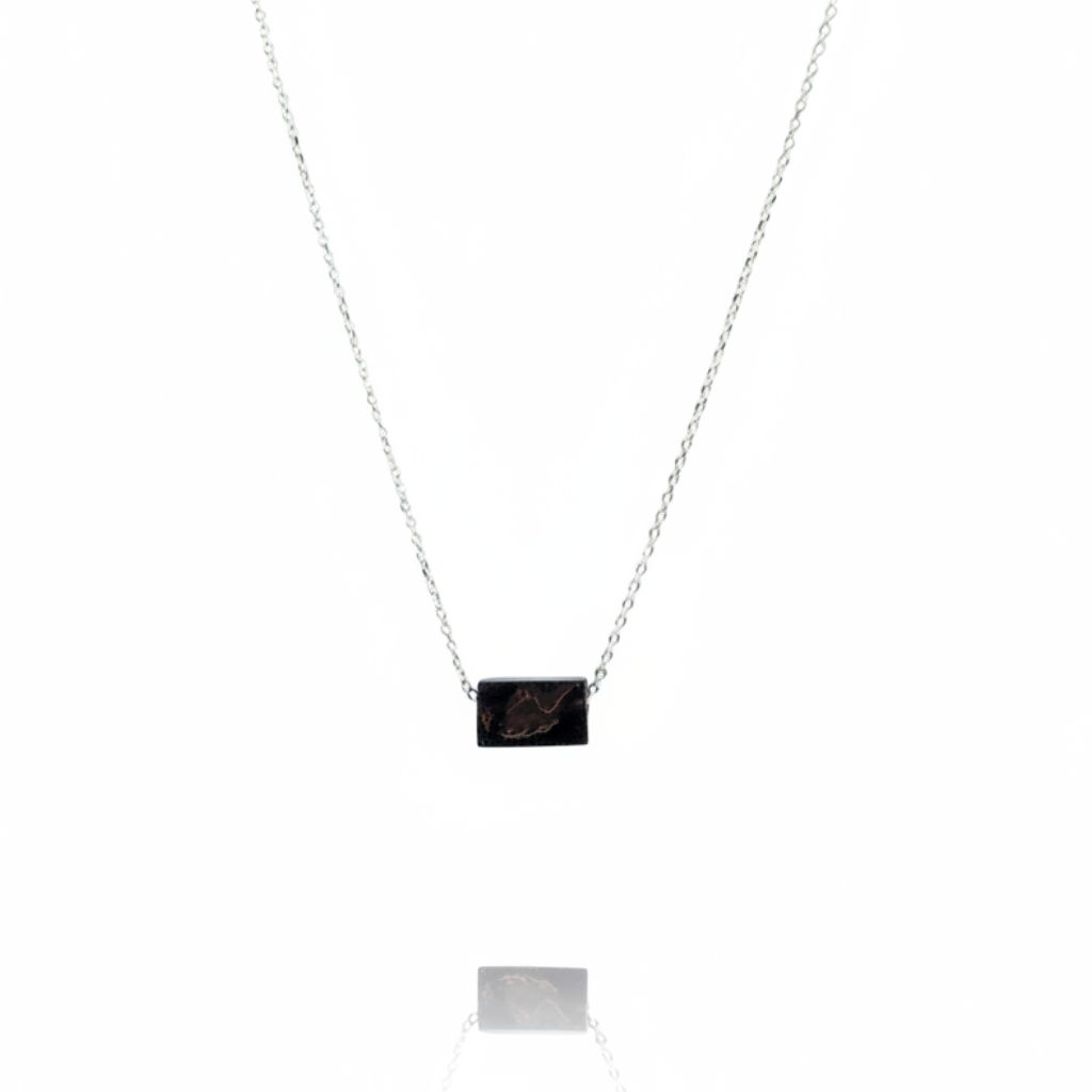 Dark rectangular pendant with seamless white background