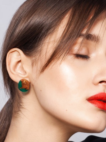 EMERALD GREEN CIRCLE earrings